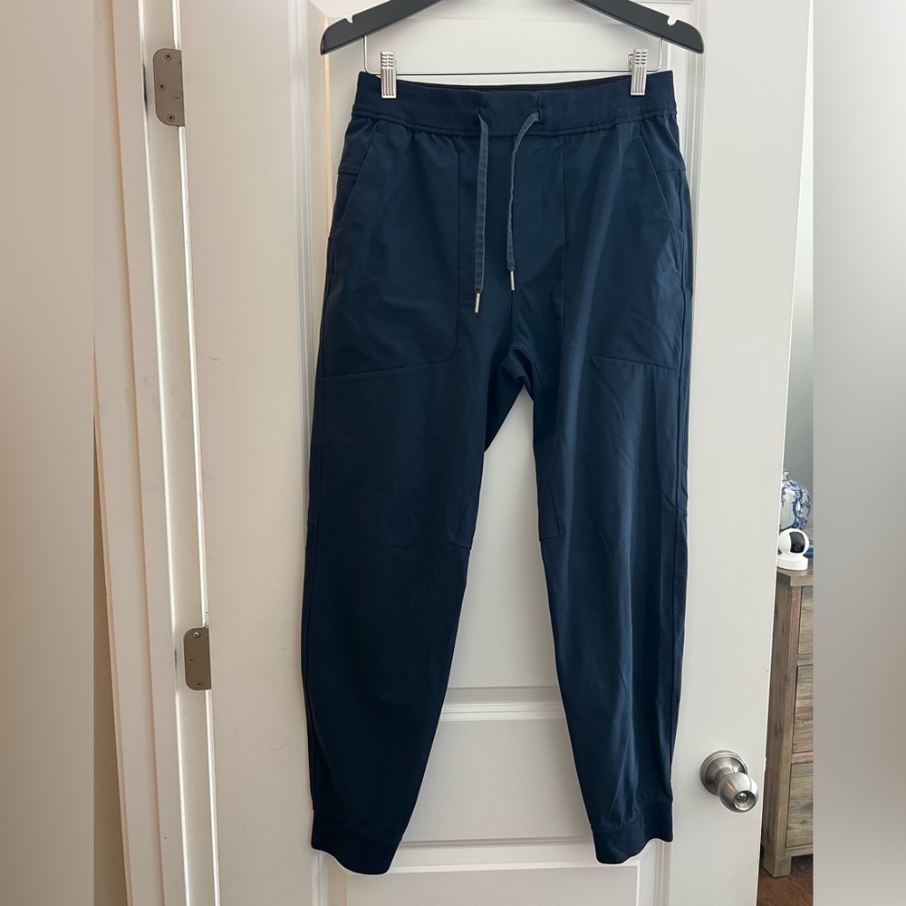 Men’s Lululemon joggers